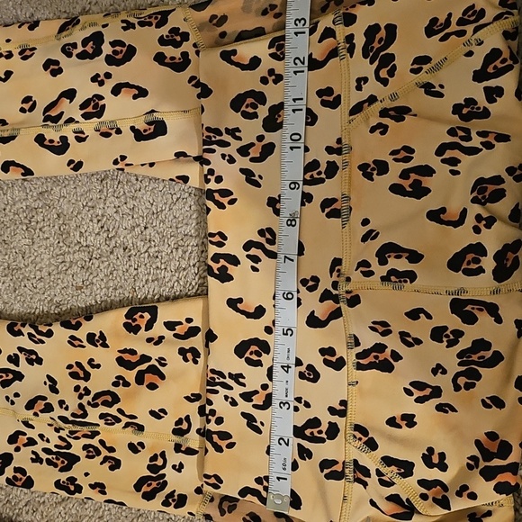 Fabletics High Waisted Leopard Print - Size S - Picture 4 of 4